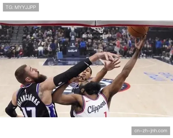 魔术客场111比109险胜快船 关键回合执行力决定比赛走向